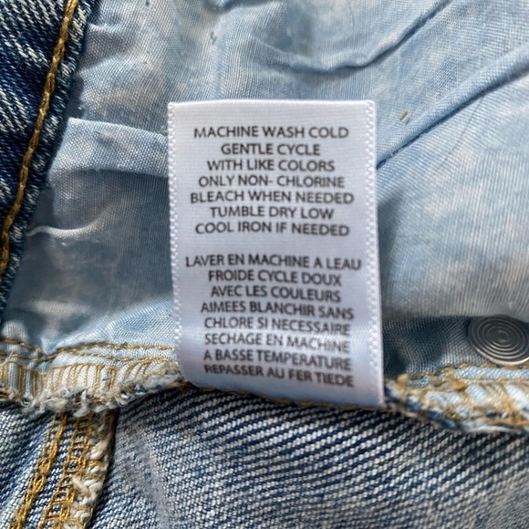 Tinseltown Plus Size Hi-Rise Flare Distressed Hem Denim Jeans NWT Size 20W - Picture 7 of 9